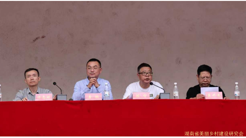 青春飞扬，逐梦赛场——湖南省工业贸易学校第二十二届运动会圆满落幕