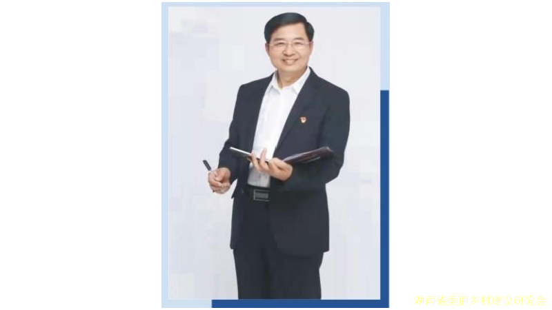 不忘初心的坚守 ——长沙“七点半书记”阎茂林